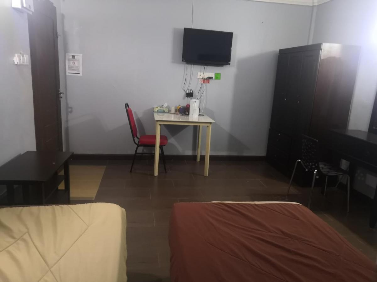 Oyo 90473 Opah Inn Hotel Kampong Ayer Terjun Екстериор снимка