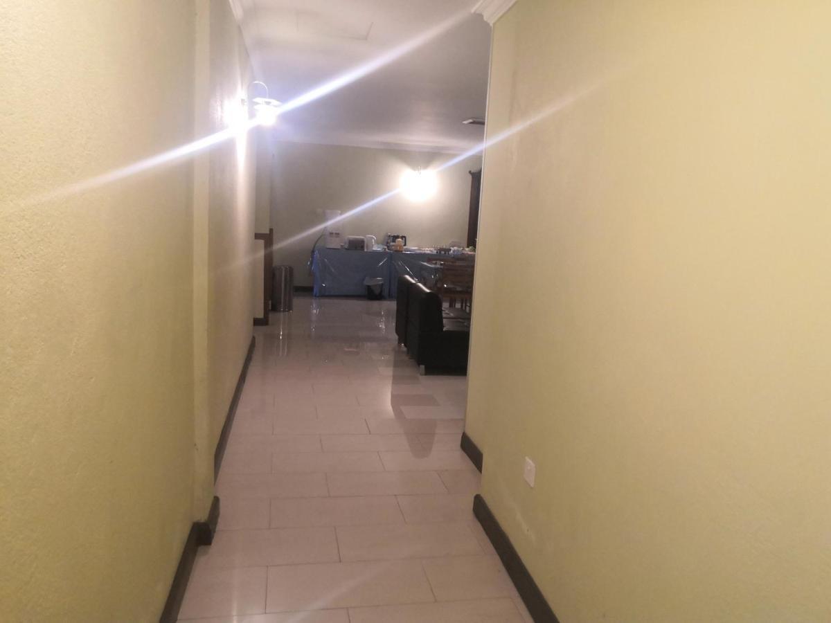 Oyo 90473 Opah Inn Hotel Kampong Ayer Terjun Екстериор снимка