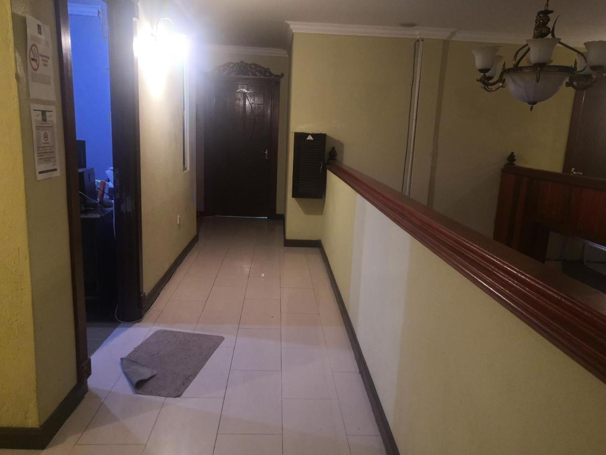 Oyo 90473 Opah Inn Hotel Kampong Ayer Terjun Екстериор снимка